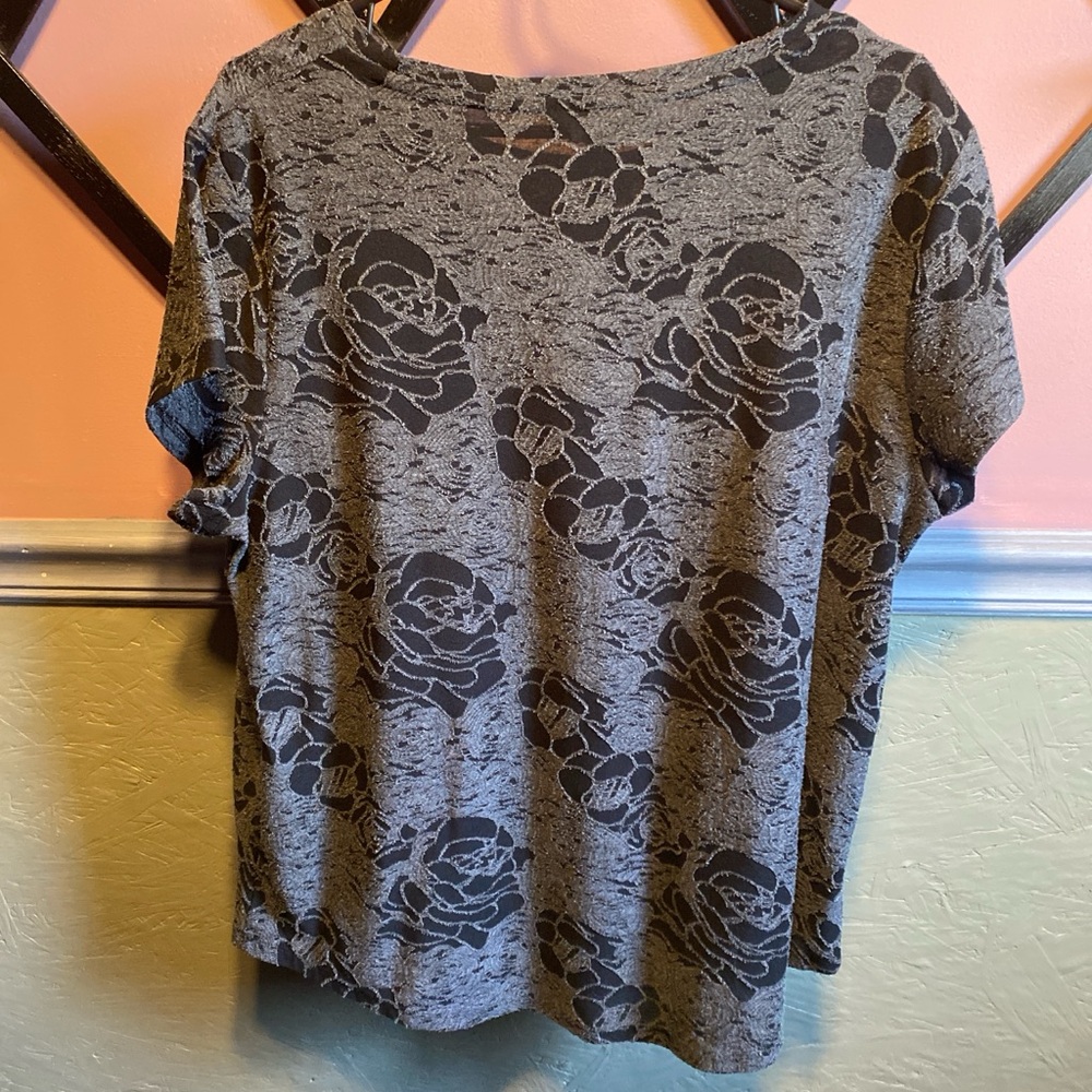 Simply Vera Wang Rose Top - Picture 3 of 3